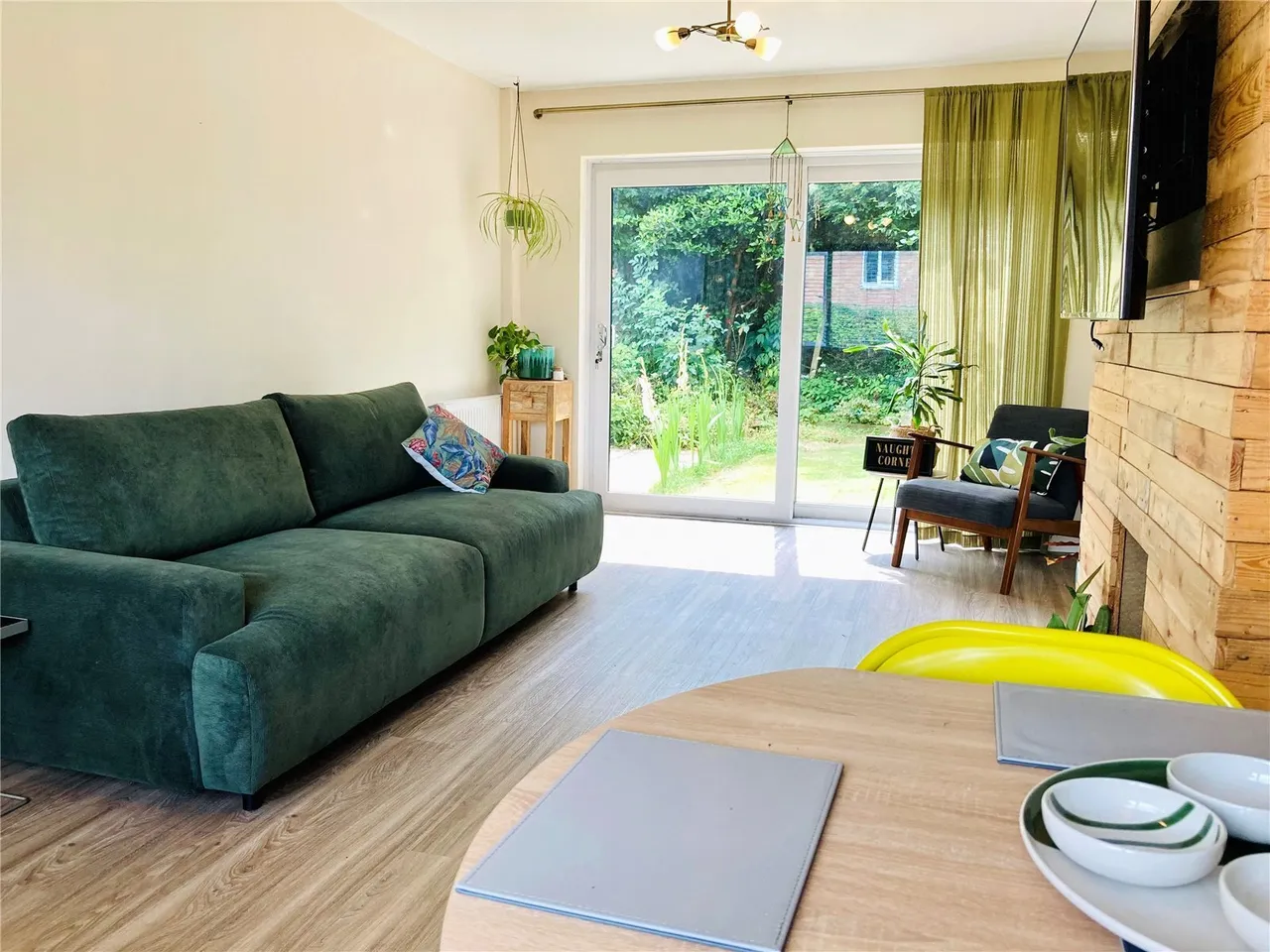 Cedar Close, Bingham, NG13, photo 5