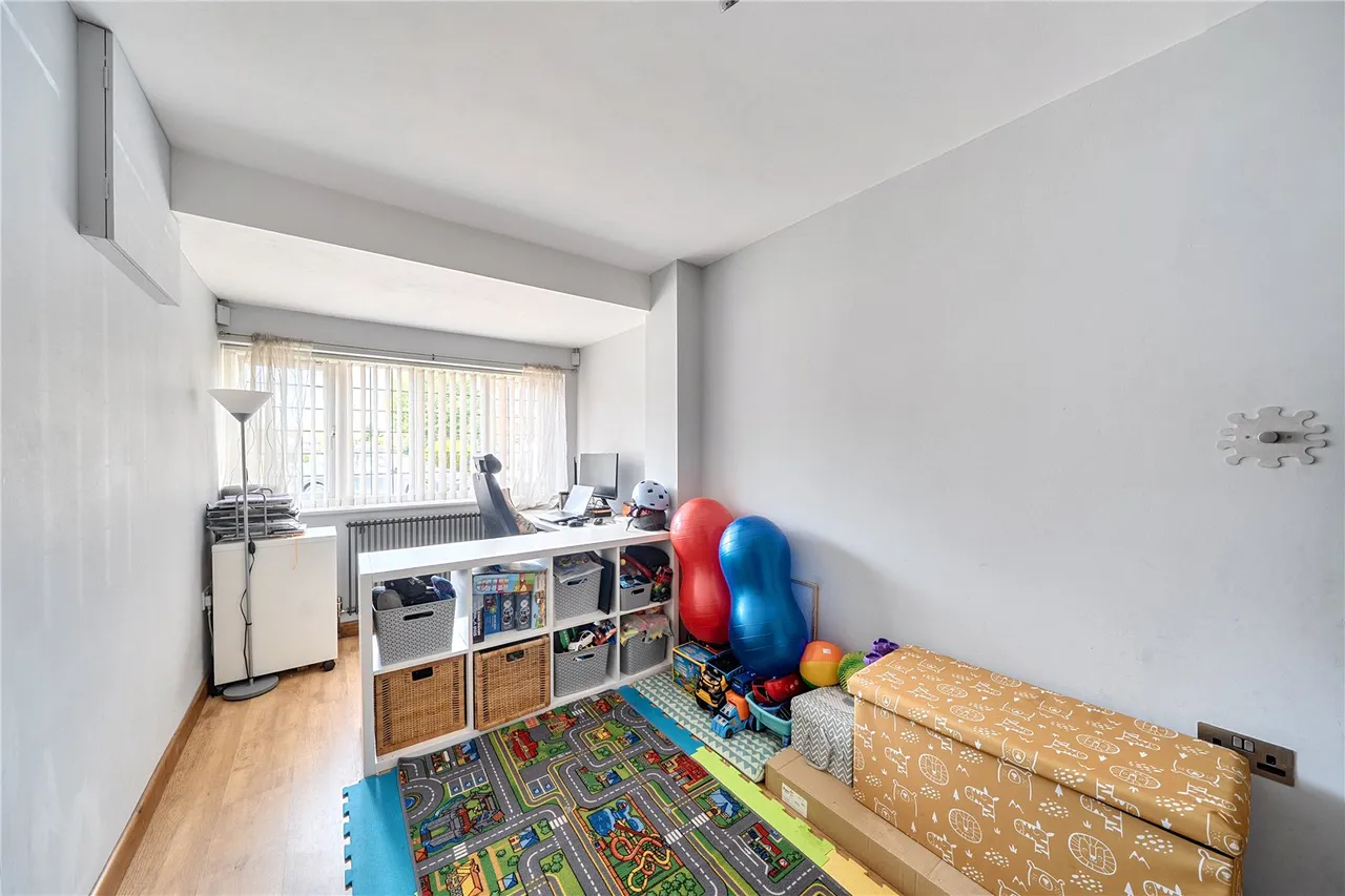 Shepherds Way, Nursling, Southampton, Hampshire, SO16 0TJ, photo 10