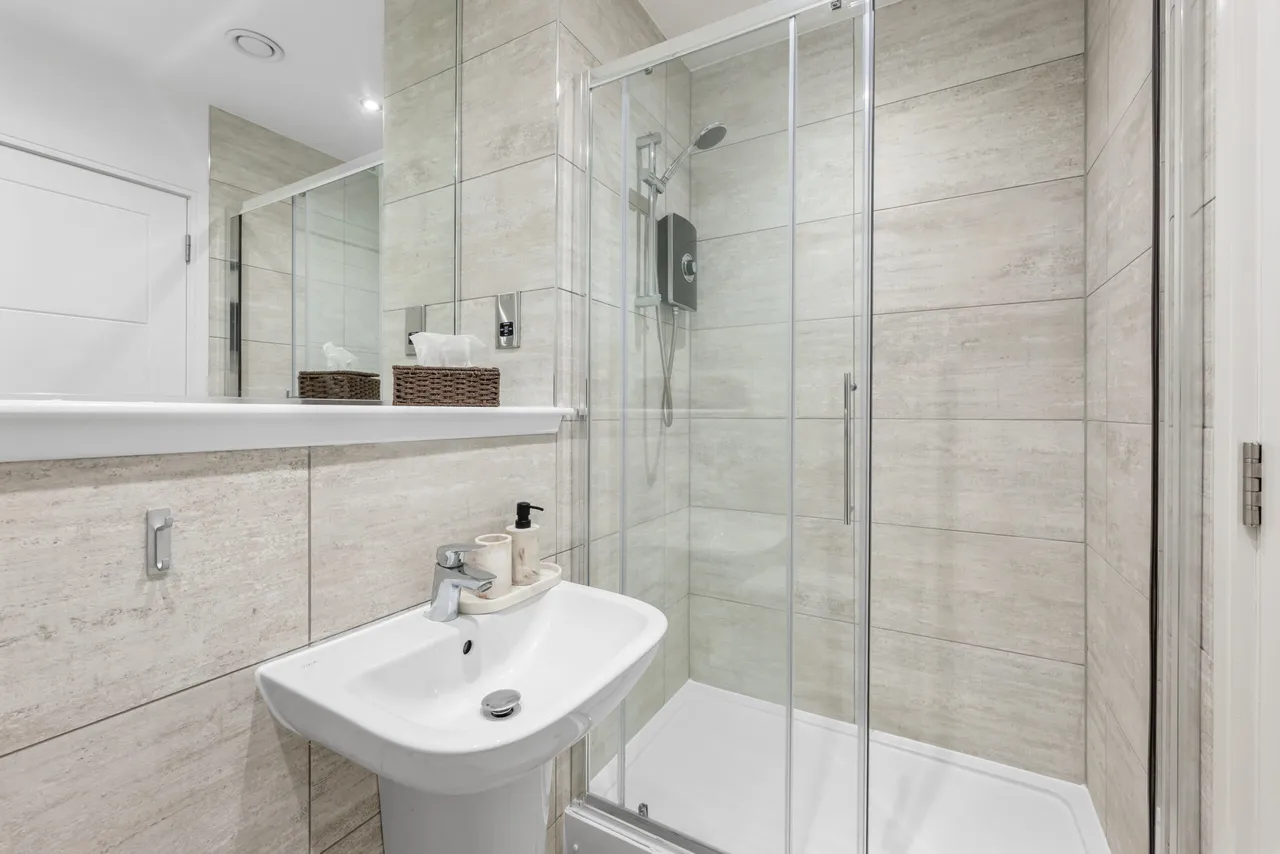 Inverlair Avenue, Cathcart, G43, photo 9