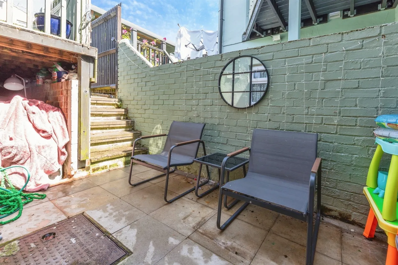 Grove Road, Hastings, TN35, photo 18