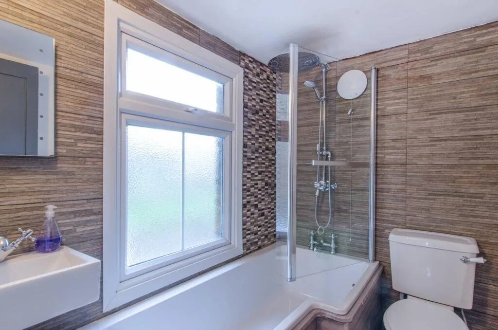 Woodhill, SE18, photo 12