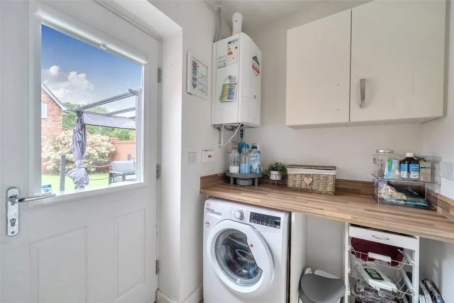 Greenwood Drive, Stoke Orchard, GL52, photo 4