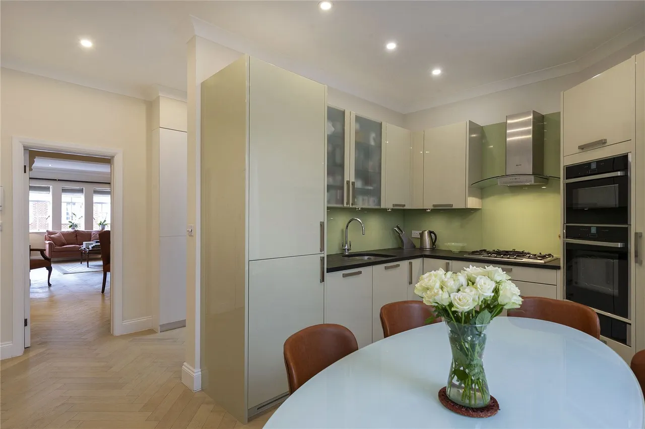 Balfour Mews, Mayfair, W1K, photo 4