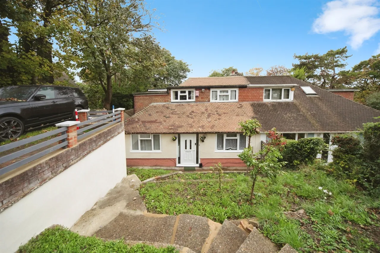 5 bed house for sale, Hart Hill Lane, Luton, LU2