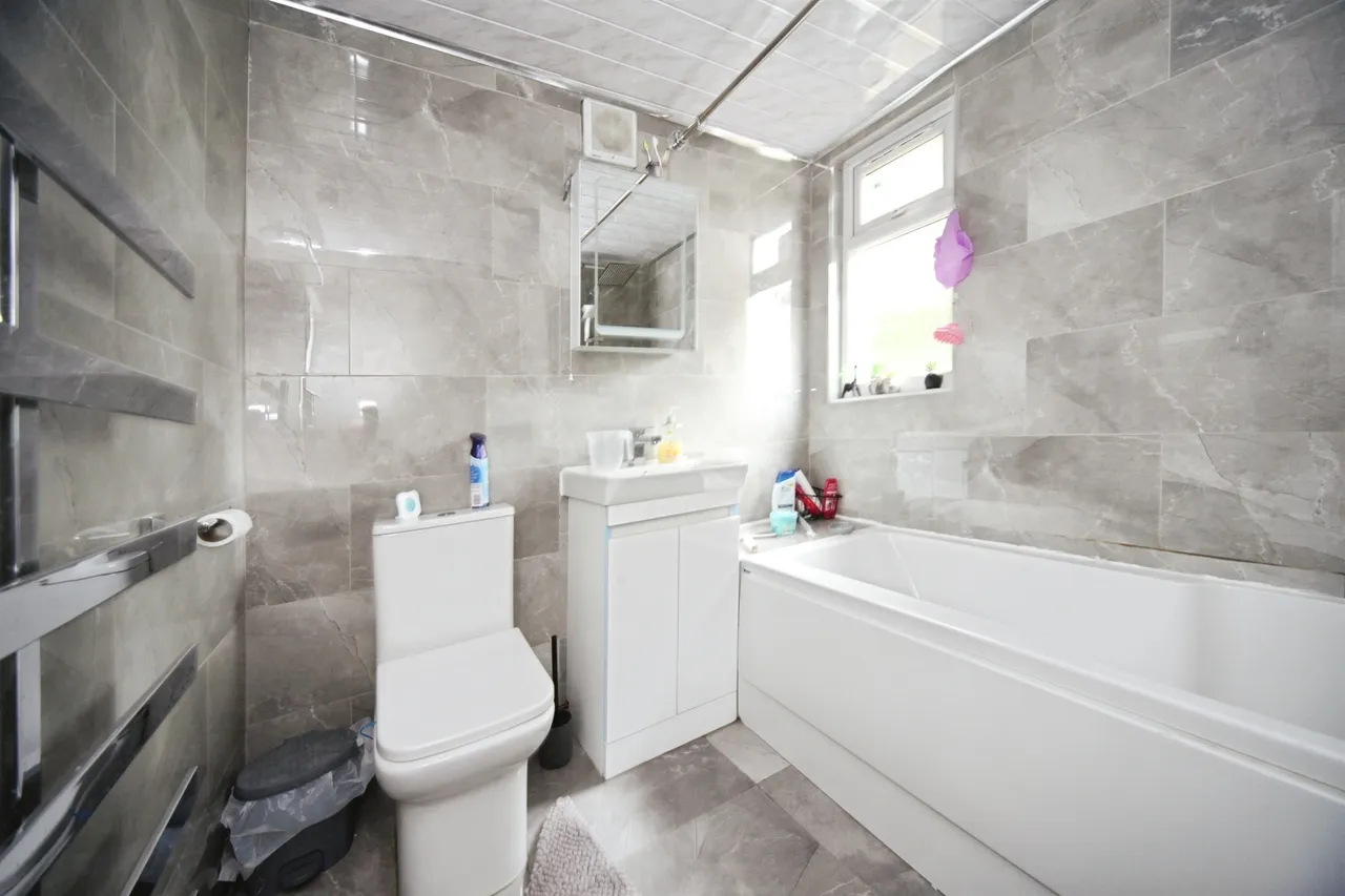 Hart Hill Lane, Luton, LU2, photo 12