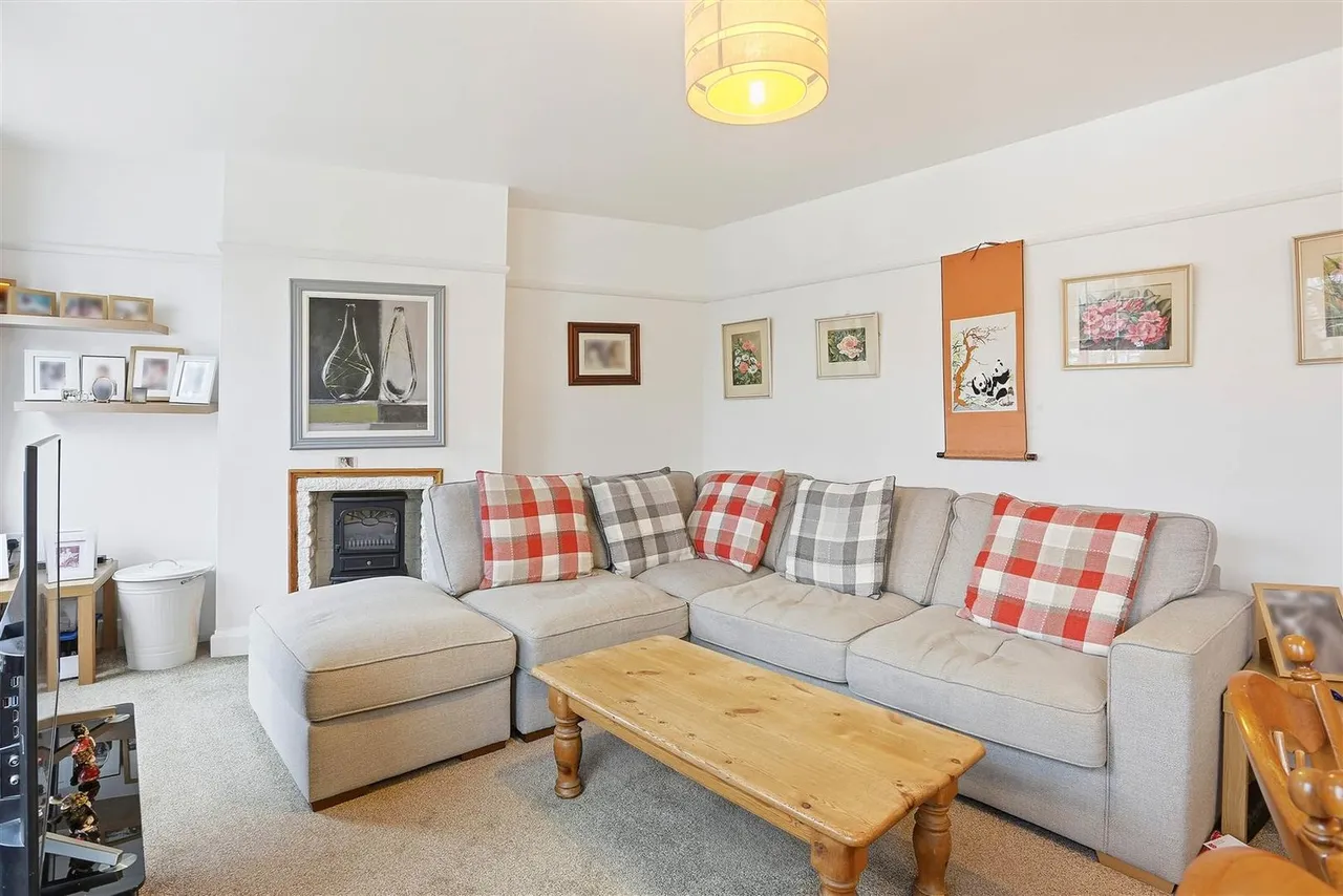 High Street, Cheam Village, Surrey, SM3 8RL, photo 6