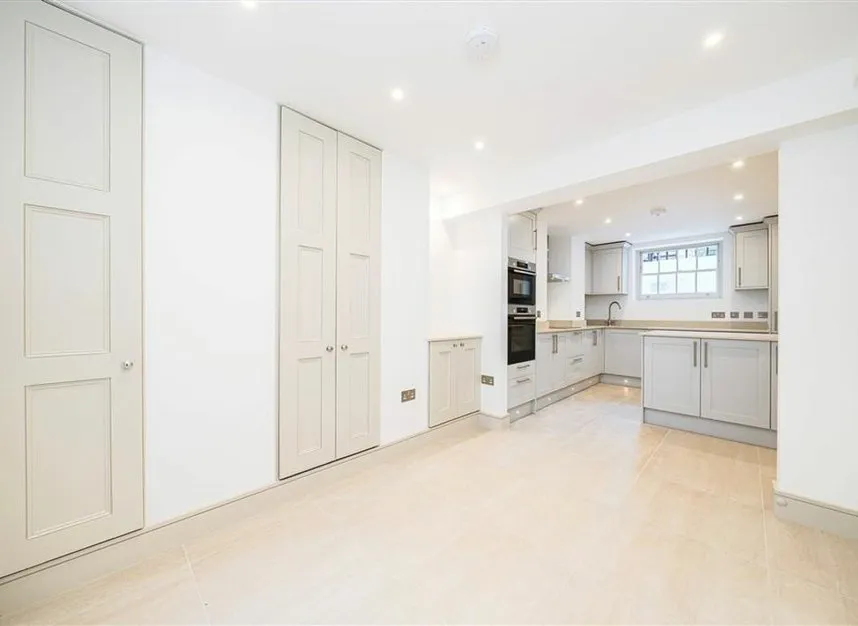 Walnut Tree Walk, Kennington, SE11, photo 5