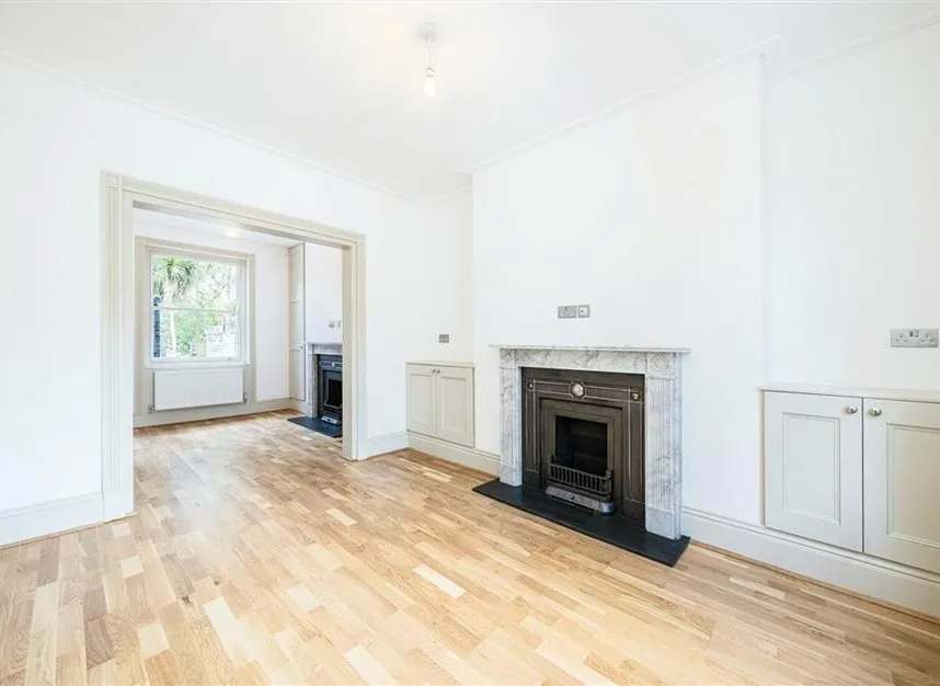 Walnut Tree Walk, Kennington, SE11, photo 2