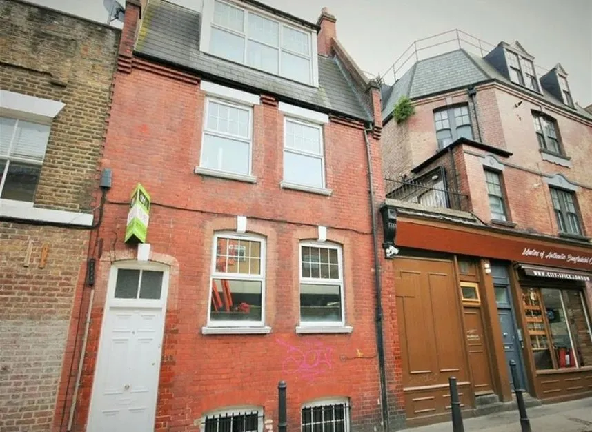 Woodseer Street, Brick Lane, E1, photo 9
