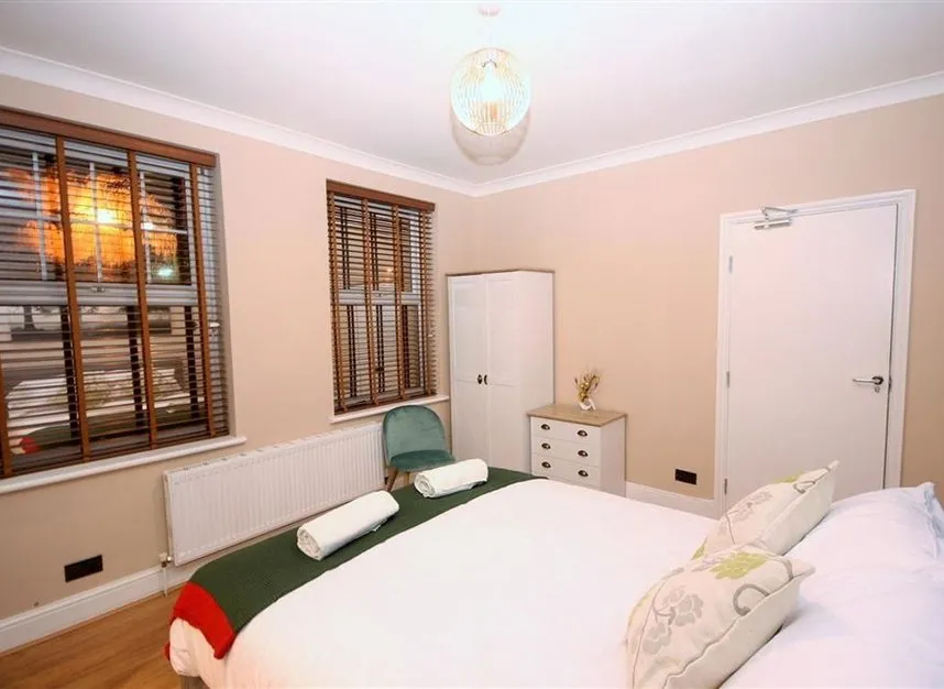 Woodseer Street, Brick Lane, E1, photo 11