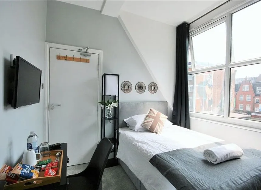 Woodseer Street, Brick Lane, E1, photo 5