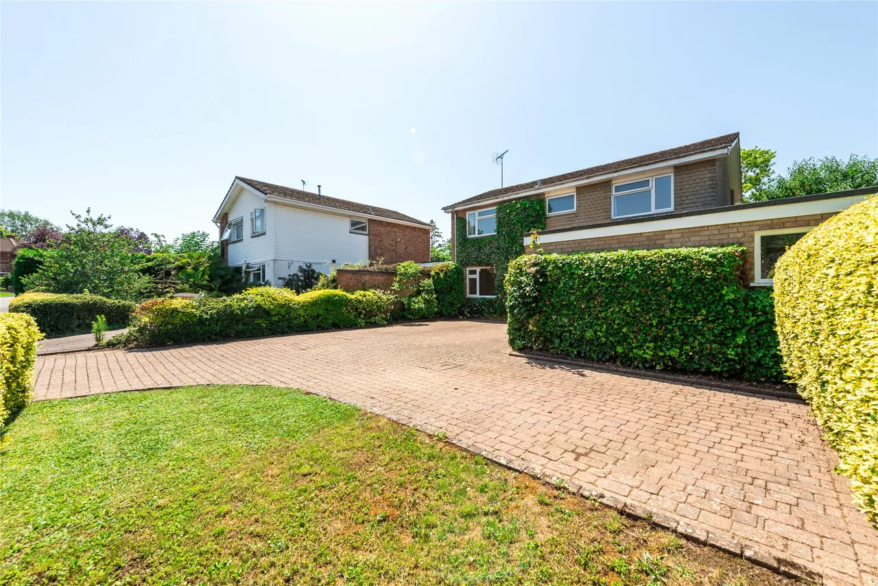 The Gardens, Cloisters Road, SG6, photo 27