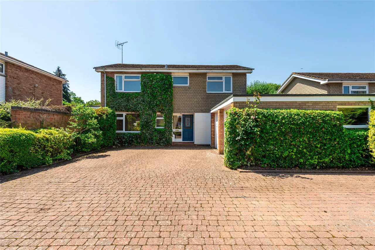 The Gardens, Cloisters Road, SG6, photo 11