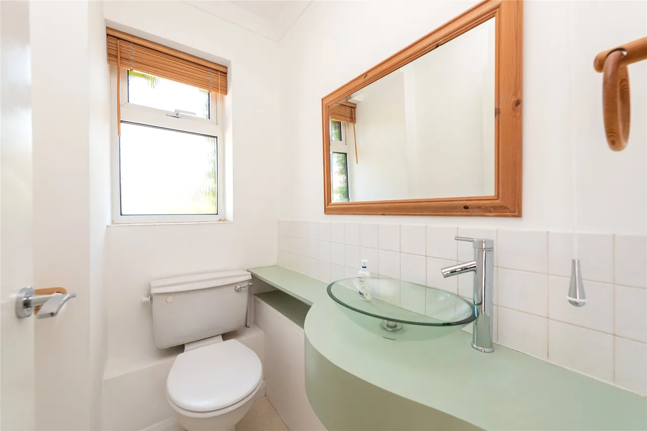 The Gardens, Cloisters Road, SG6, photo 19