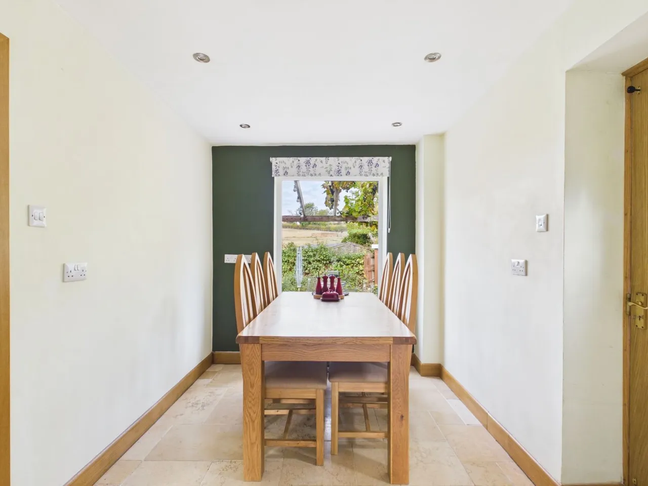 Heydons Terrace, Farnborough, OX17, photo 6