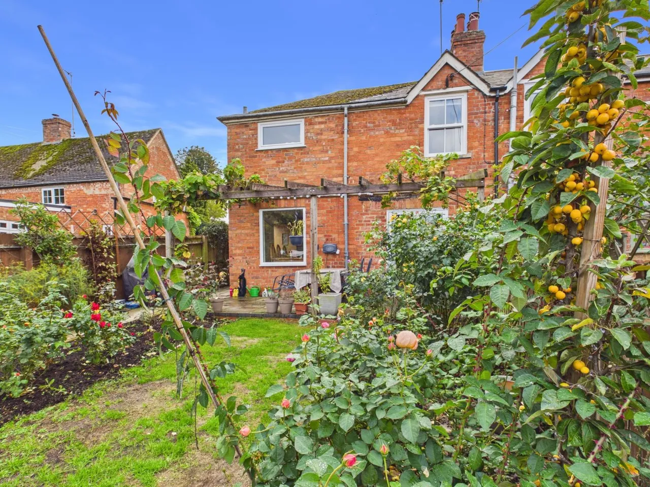 Heydons Terrace, Farnborough, OX17, photo 15