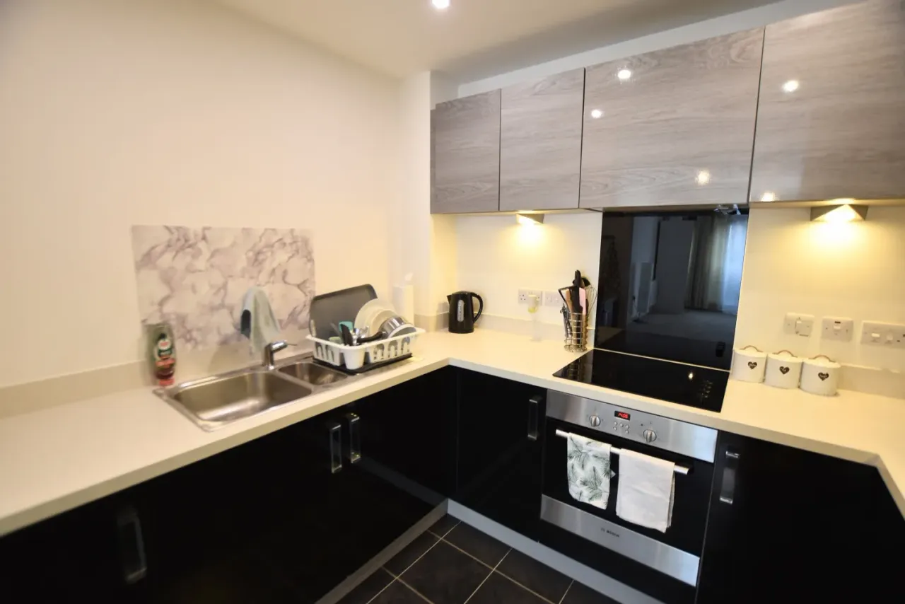 Bessemer Lodge, 15 Ada Walk, Oakgrove, Milton Keynes, Buckinghamshire, MK10 9SW, photo 2