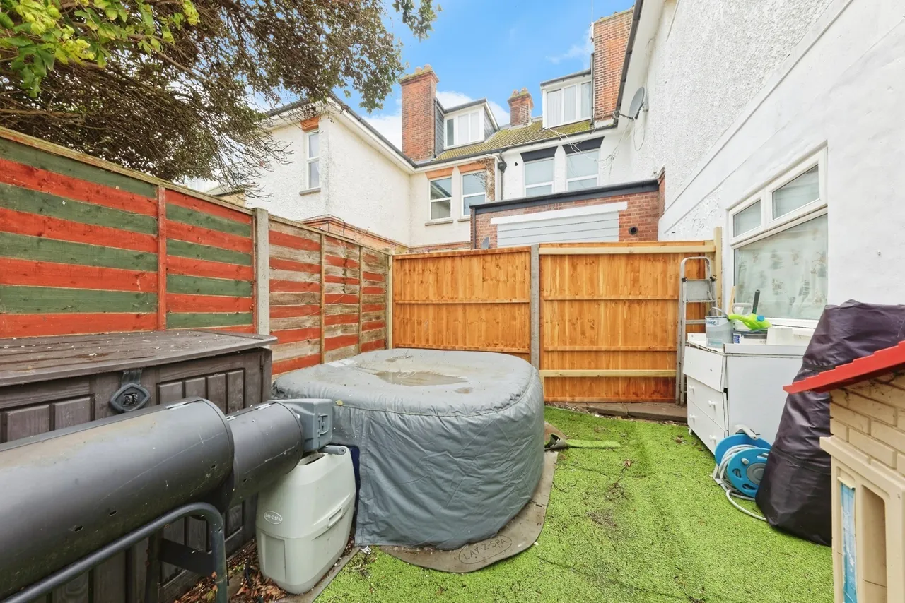 Surrey Road, Cliftonville, CT9, photo 16