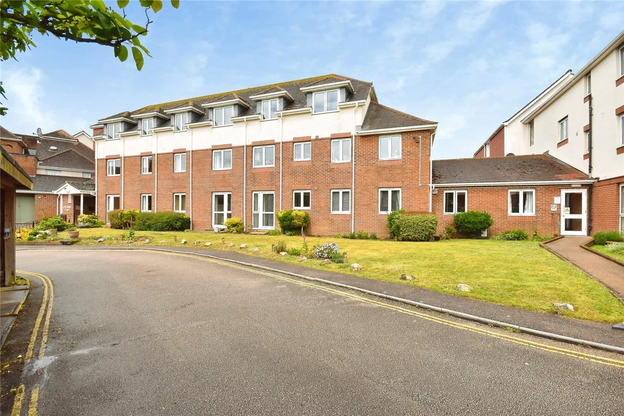 2 bed flat for sale, Orcombe Court, Exmouth, EX8