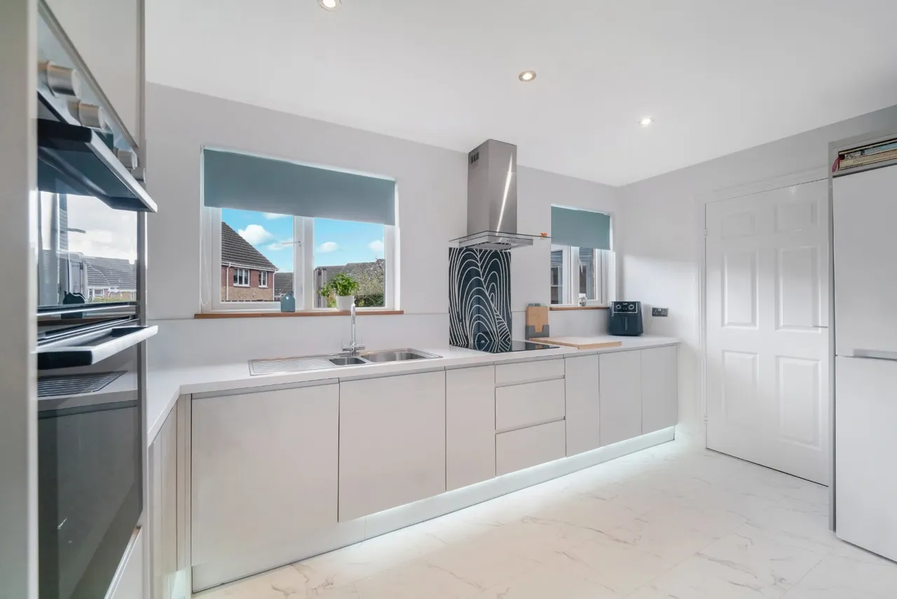 Strathcarron Drive, Paisley, Renfrewshire, PA2, photo 21