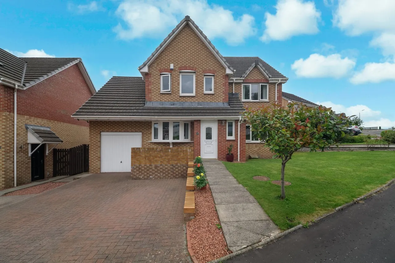4 bed house for sale — Strathcarron Drive, Paisley, Renfrewshire, PA2