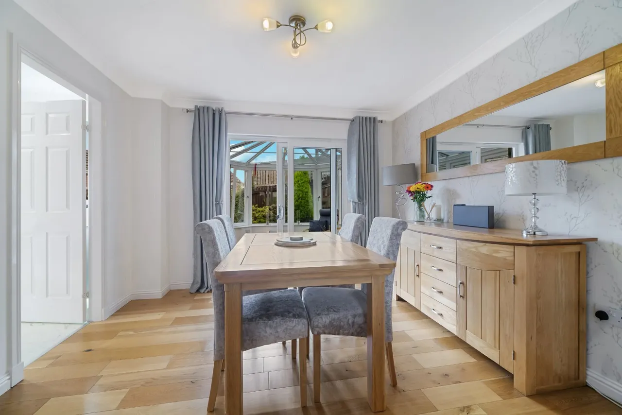 Strathcarron Drive, Paisley, Renfrewshire, PA2, photo 3