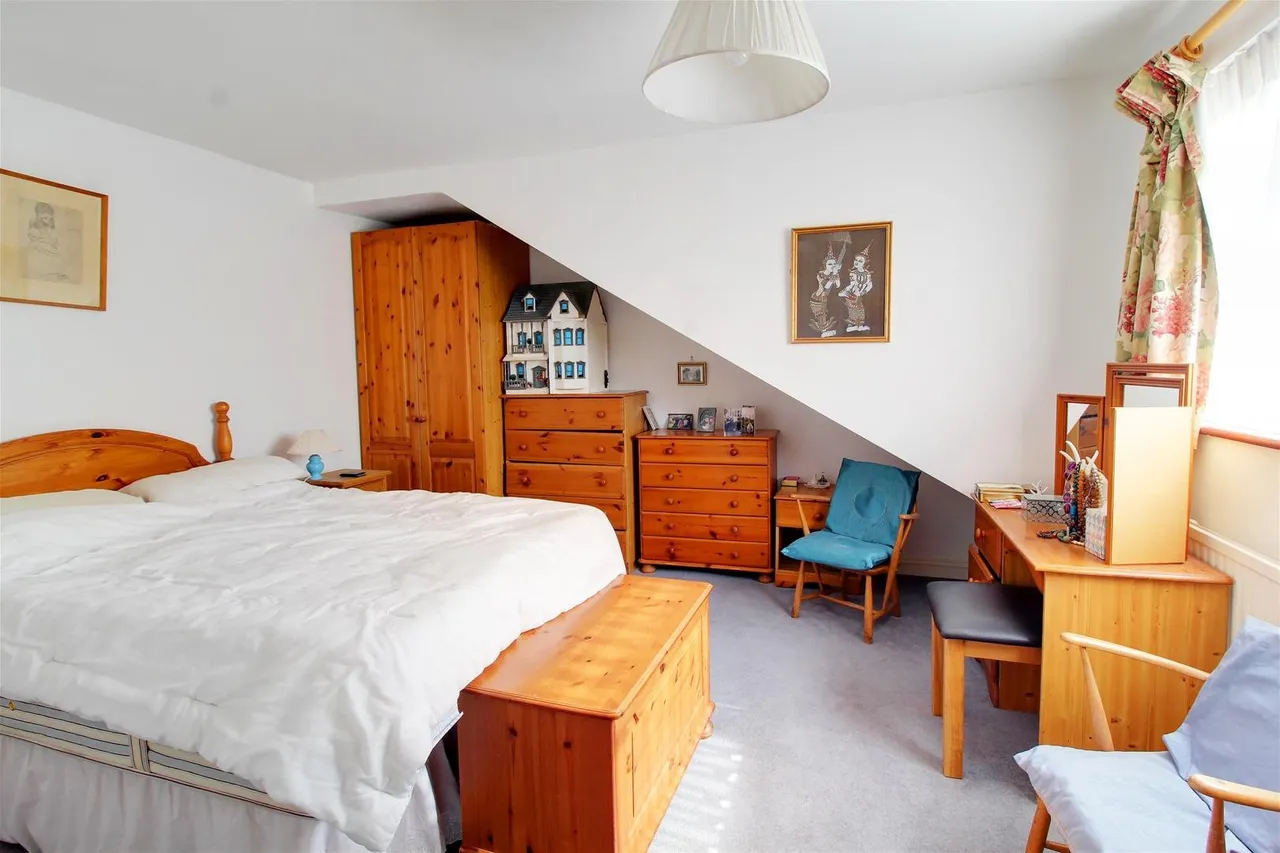 Birch Grove, Potters Bar EN6 1SY, photo 8