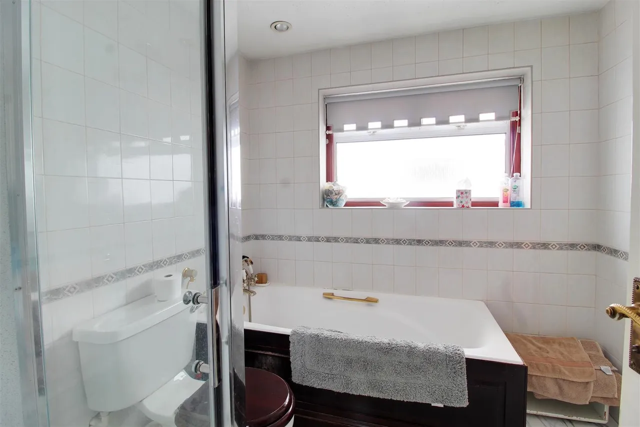 Birch Grove, Potters Bar EN6 1SY, photo 14