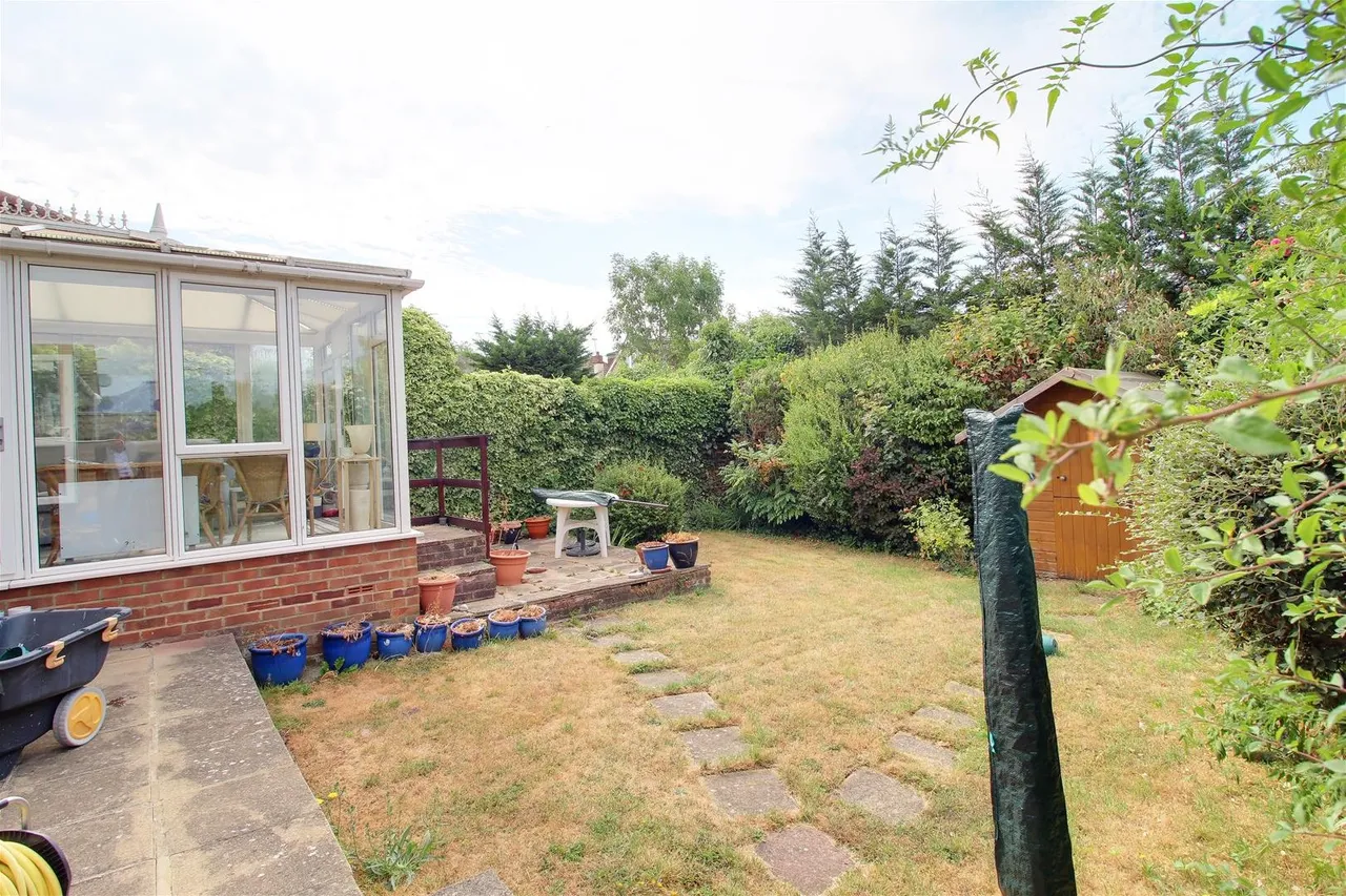 Birch Grove, Potters Bar EN6 1SY, photo 4