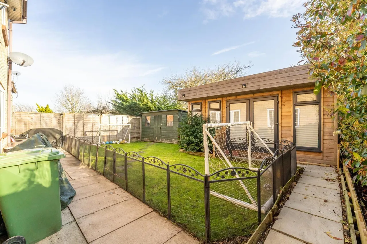 Tilehouse Close, Borehamwood, WD6, photo 15