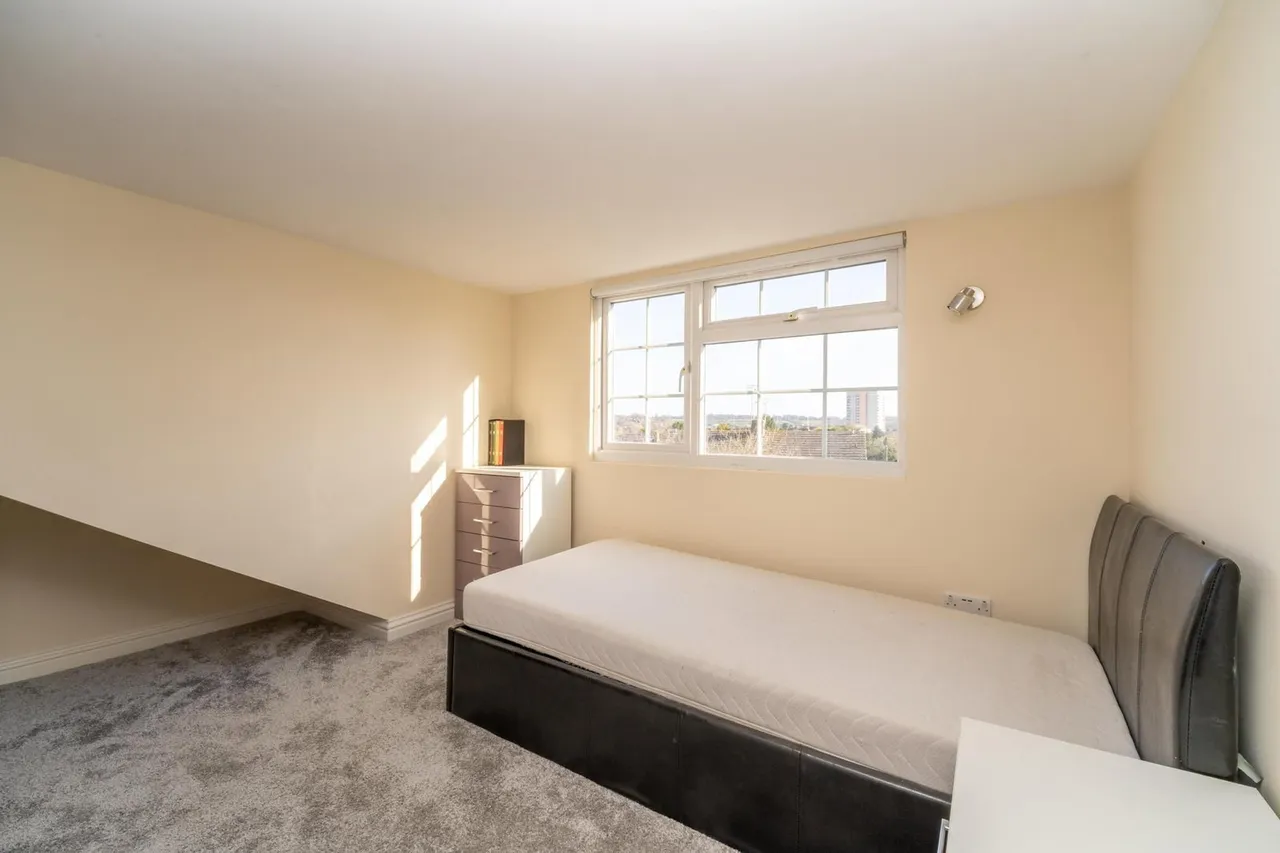 Tilehouse Close, Borehamwood, WD6, photo 13