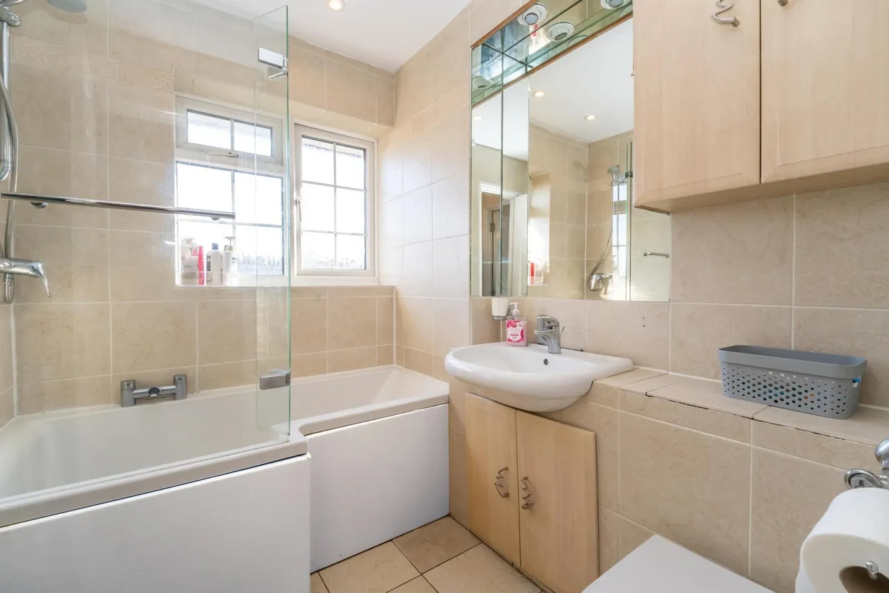 Tilehouse Close, Borehamwood, WD6, photo 11