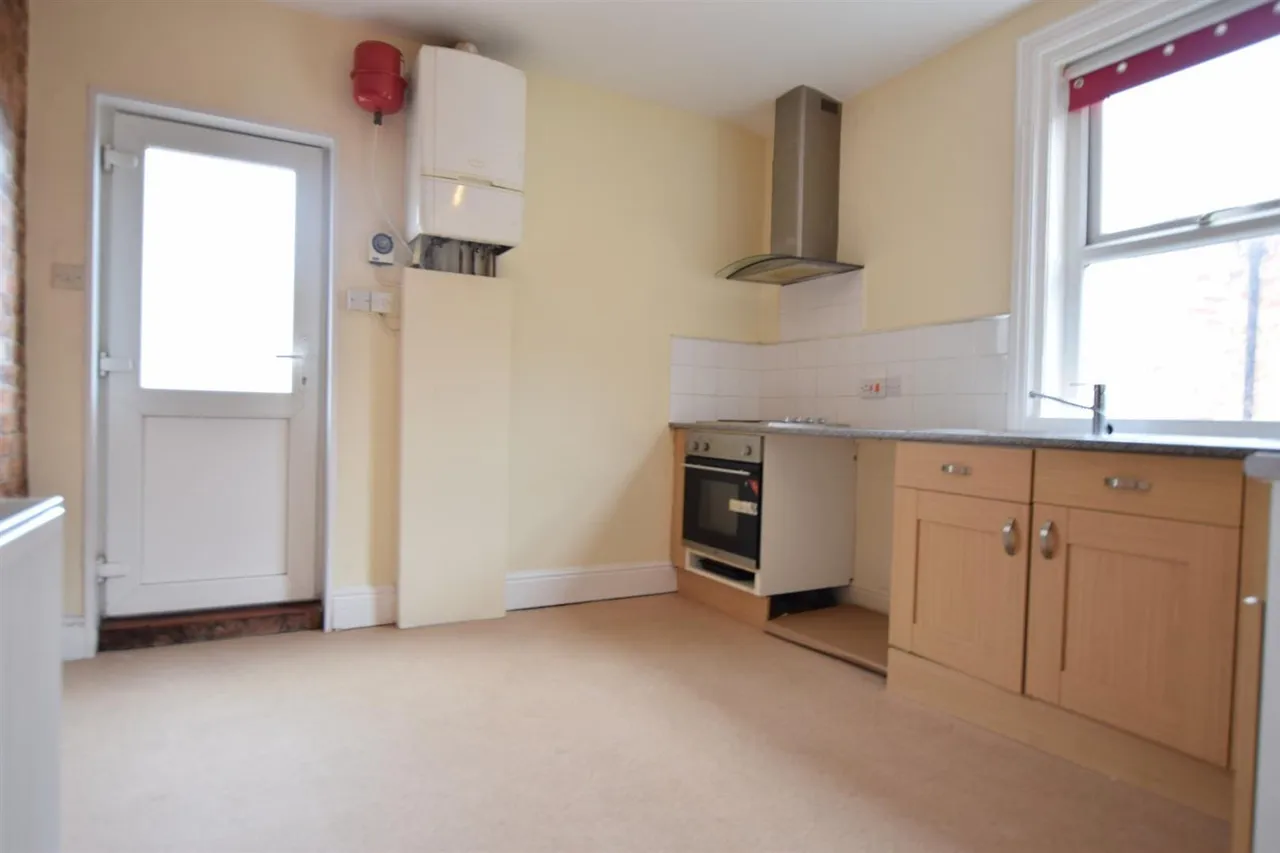 Grange Avenue, Scarborough, YO12, photo 4