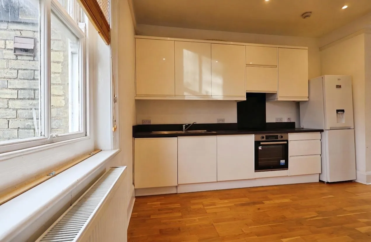 Nightingale Road, Hitchin, SG5, photo 4