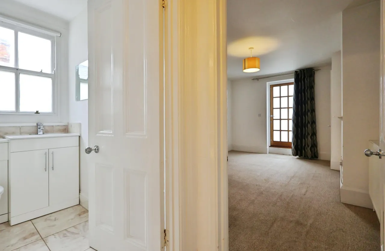 Nightingale Road, Hitchin, SG5, photo 16