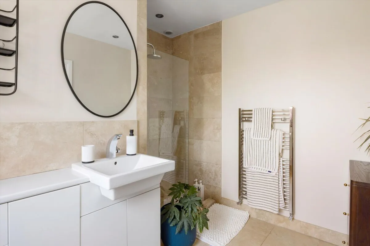 Cleevelands Drive, Cheltenham, GL50, photo 25