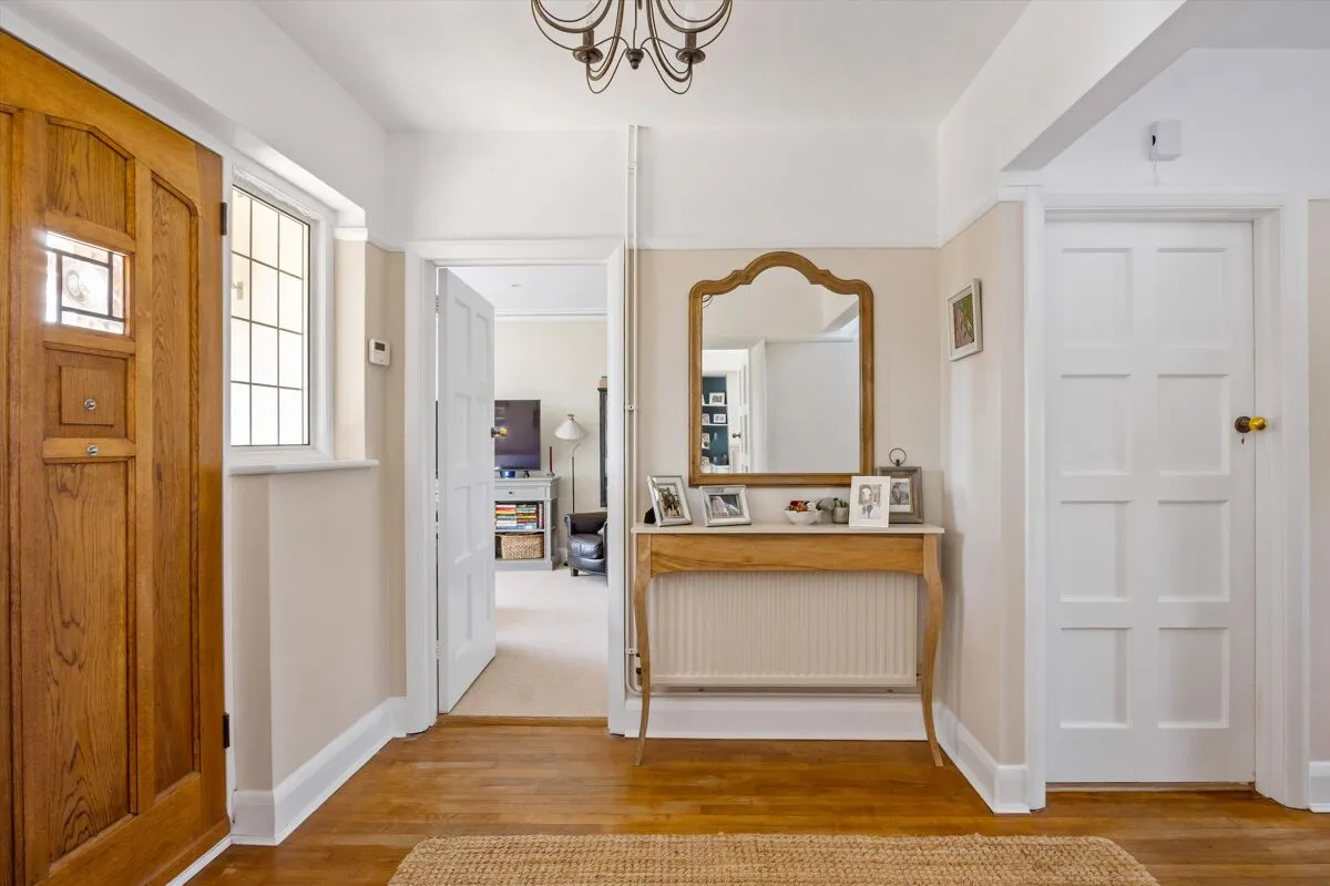 Cleevelands Drive, Cheltenham, GL50, photo 2