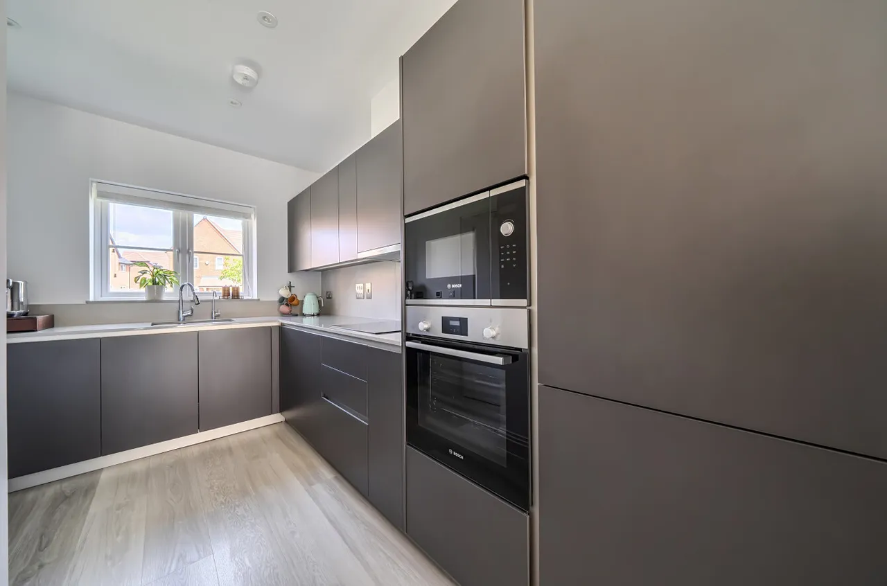 Ferris Green, Warfield, Bracknell, Berkshire, RG42 6FE, photo 23