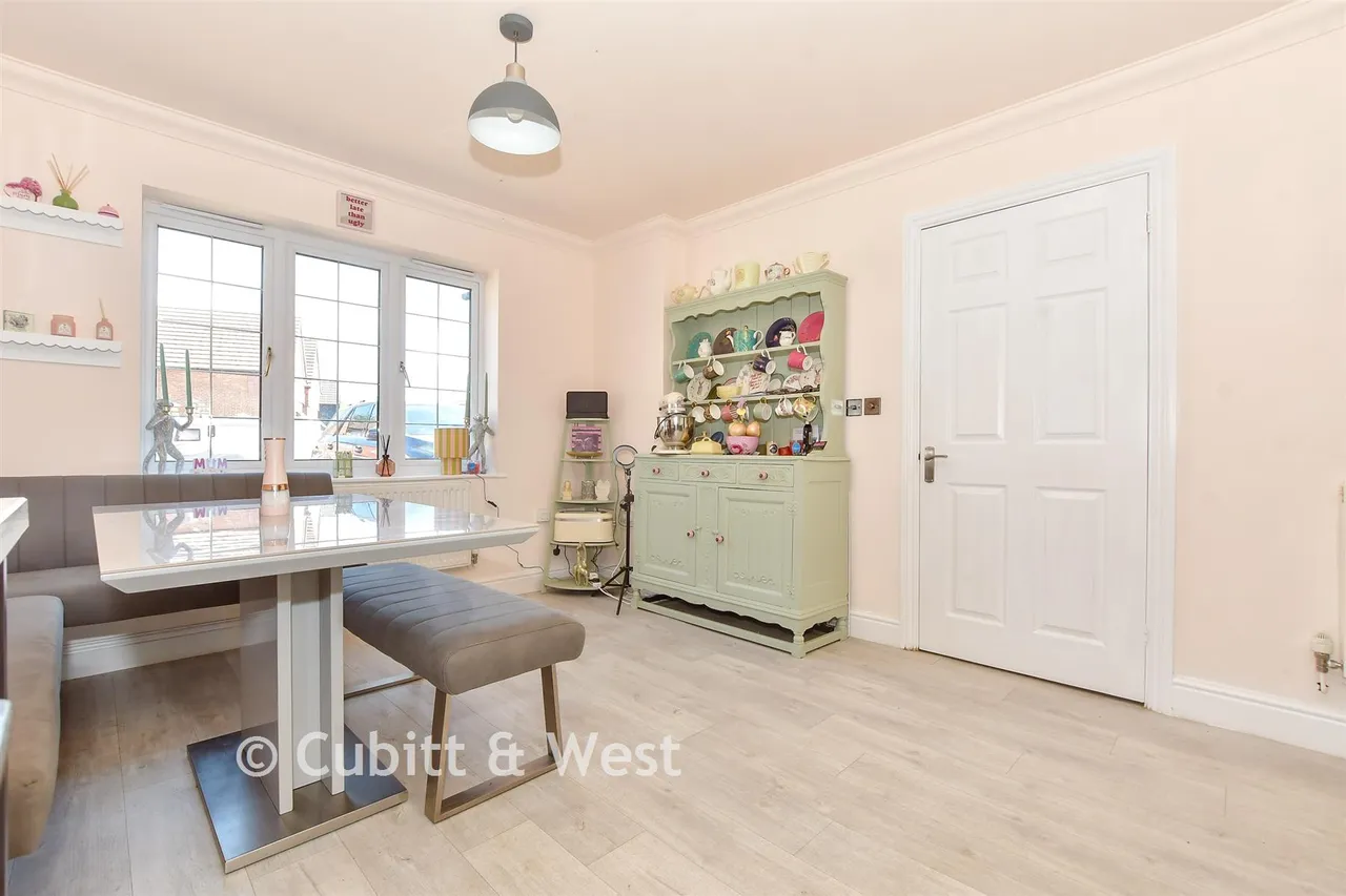 The Oaks, Bognor Regis, PO21, photo 14