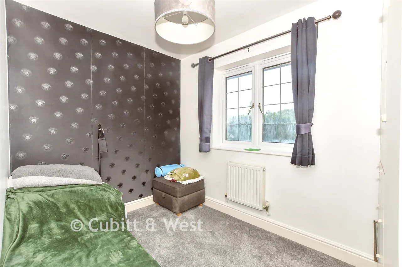 The Oaks, Bognor Regis, PO21, photo 10