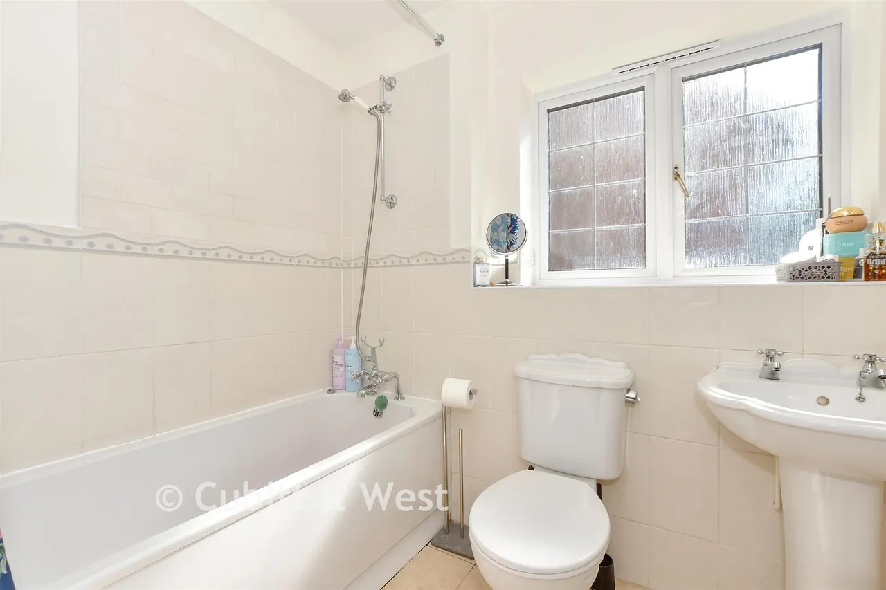 The Oaks, Bognor Regis, PO21, photo 11