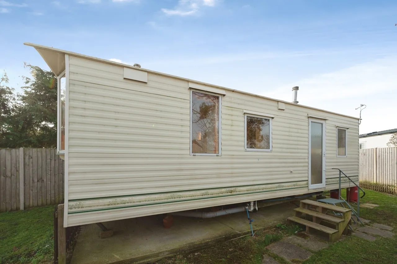Bosmere Road, Hayling Island, PO11, photo 7