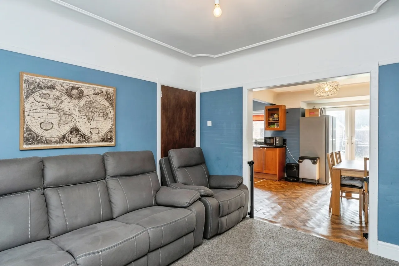 Glenwood Road, Little Sutton, CH66, photo 6