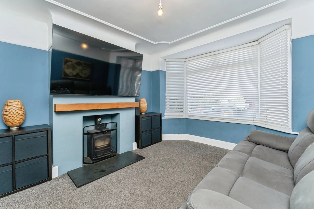 Glenwood Road, Little Sutton, CH66, photo 4