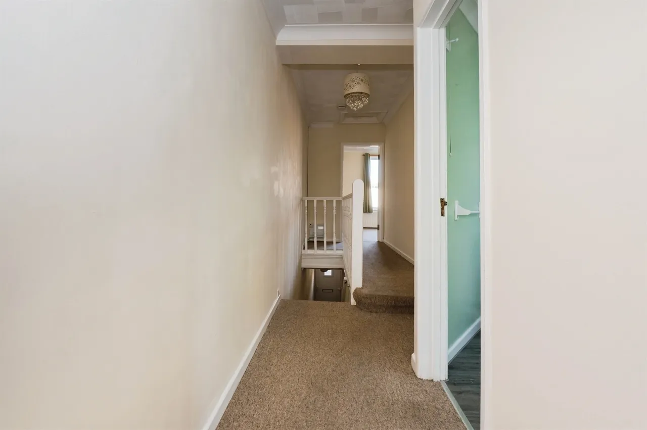 Chamberlayne Road, Eastleigh, SO50, photo 16
