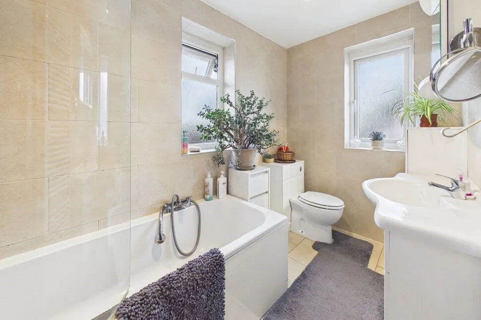 Brooklands Avenue, Seacroft, Leeds, LS14, photo 7