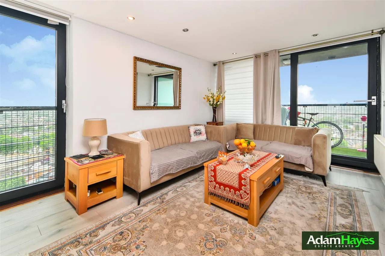 2 bed flat for sale, Kingsway, North Finchley, N12