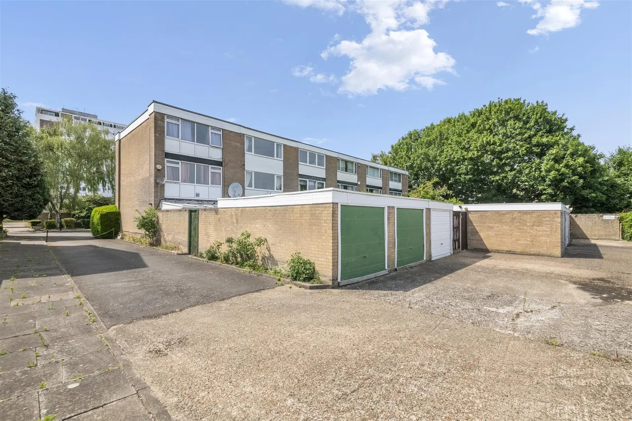 Wheatlands, Heston, photo 20
