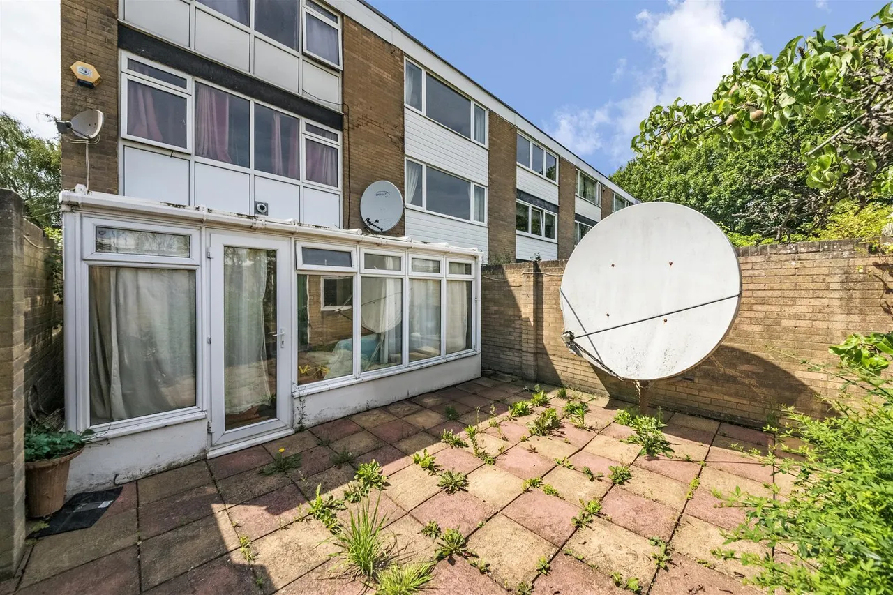 Wheatlands, Heston, photo 19