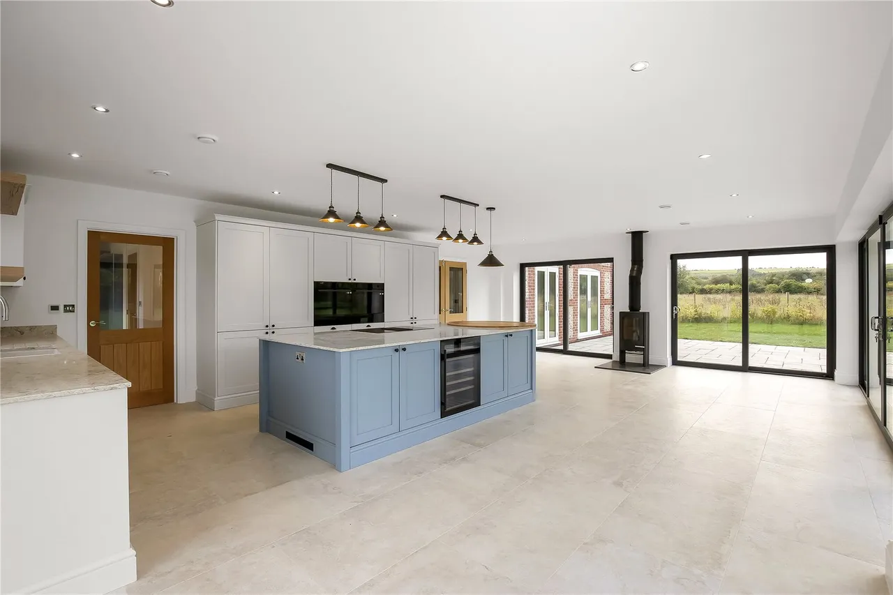 Chapel Lane, Bishopstone, Salisbury, Wiltshire, SP5 4BT, photo 24